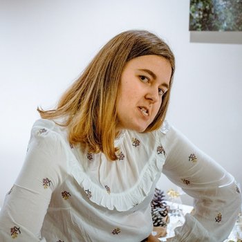 Babet.jpg